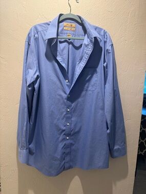 Roundtree & Yorke Gold Label Classic Men's Light Blue Dress Shirt